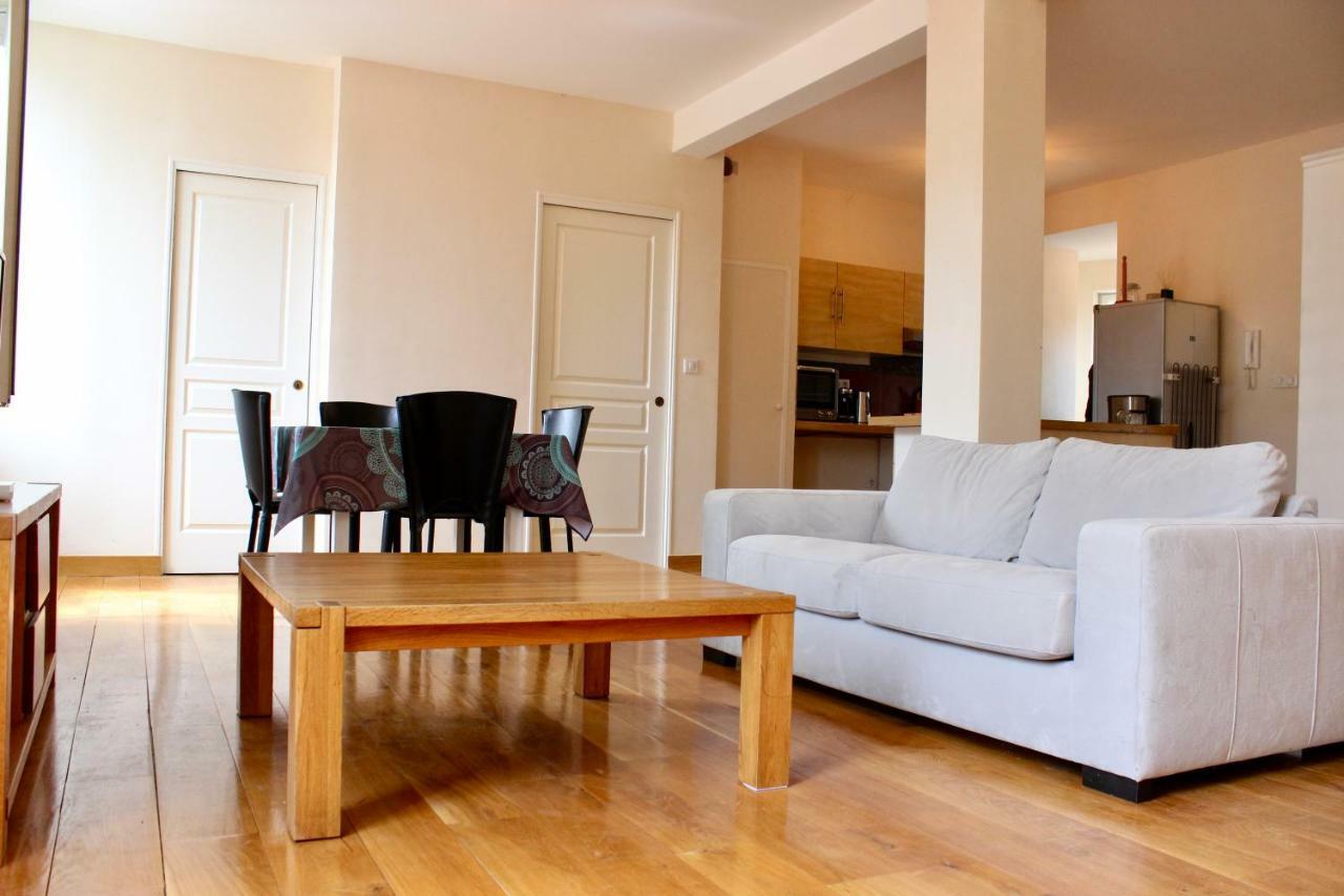 Un Joli Pied A Terre Apartment Montignac-Lascaux Luaran gambar